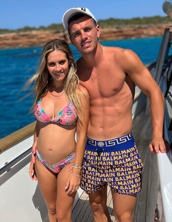 Giovani Lo Celso and Magui Alcacer with baby bump.
